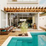 how long does it take to build a pergola